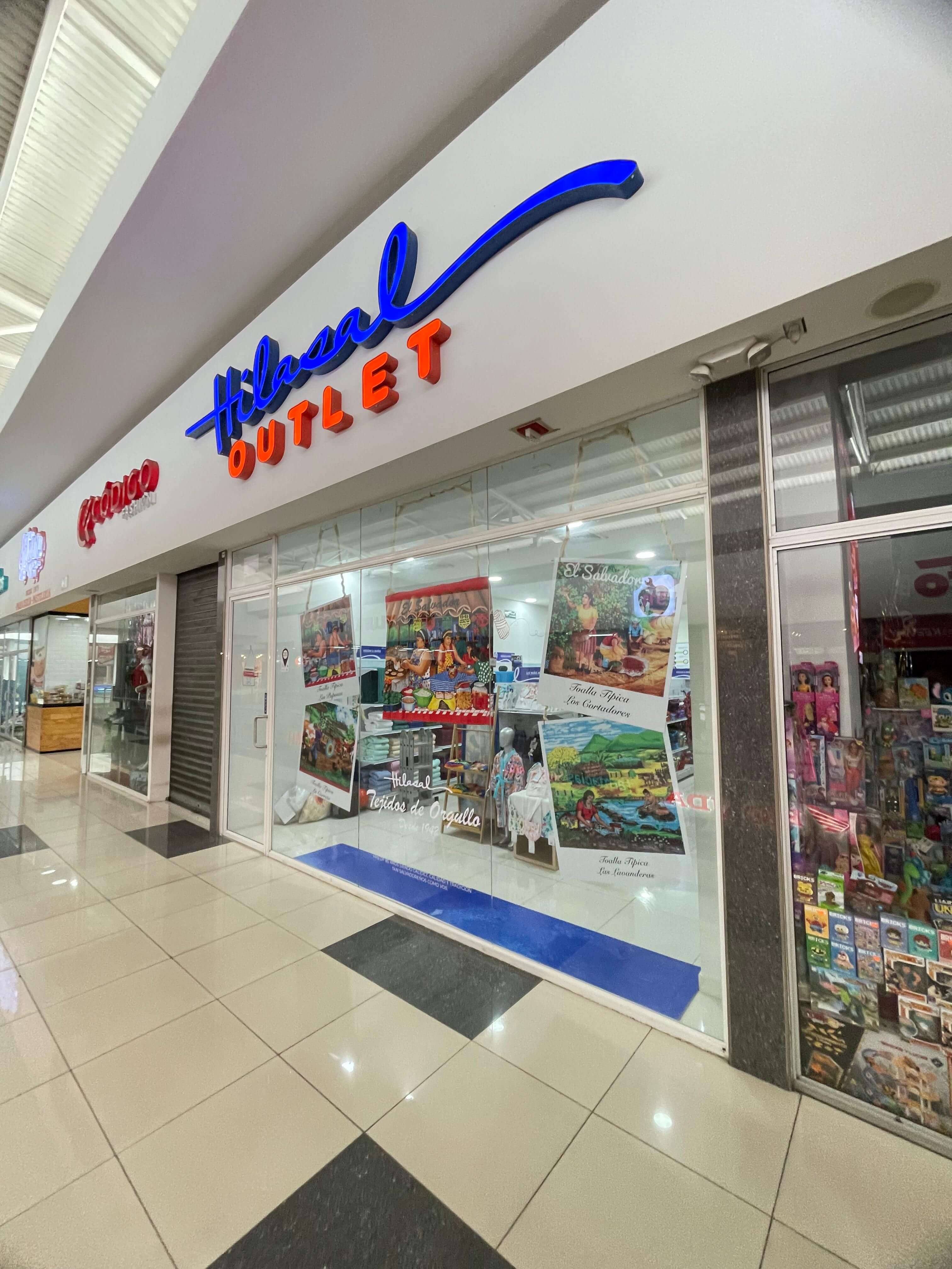Plaza Mundo Apopa